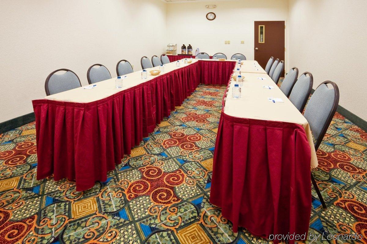 Hotel Baymont By Wyndham East Windsor Bradley Airport Einrichtungen foto